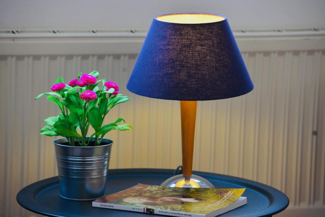 Charming Attic Apartment Near Messe Wien And Center Bagian luar foto